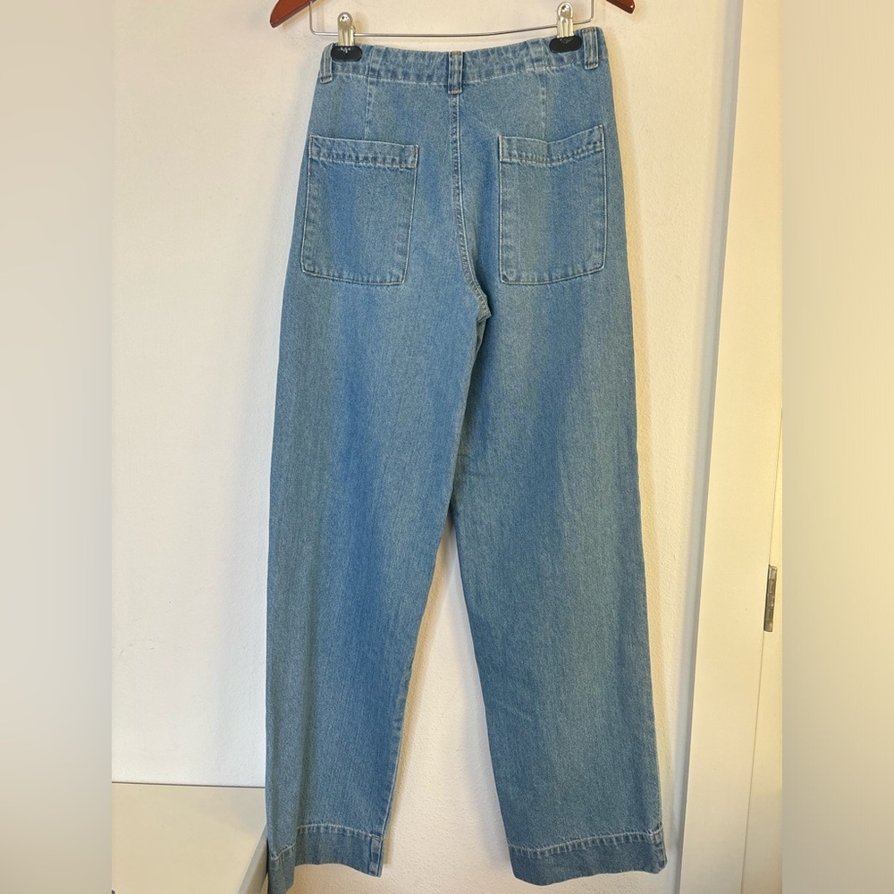 ZARA MEDIUM WASH STRAIGHT LEG JEANS SZ US 4 - Picture 8 of 10